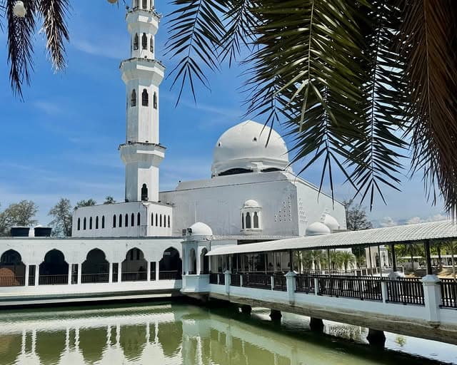 Mosquée flottante Kristal, Terengganu